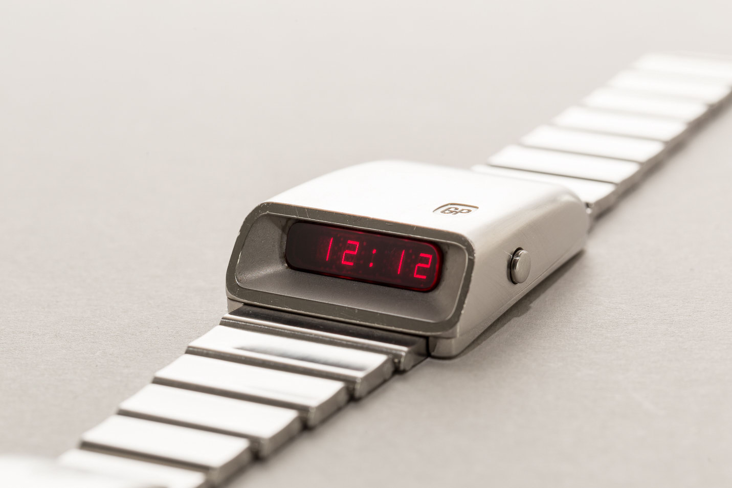 girard perregaux led watch