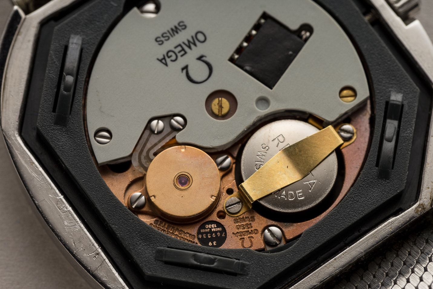 omega 1330 movement