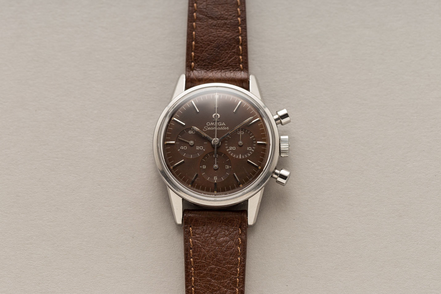 Omega Vintage Seamaster Vintage Chronograph 105.004-64 Tropical - Shuck the  Oyster Vintage Watches