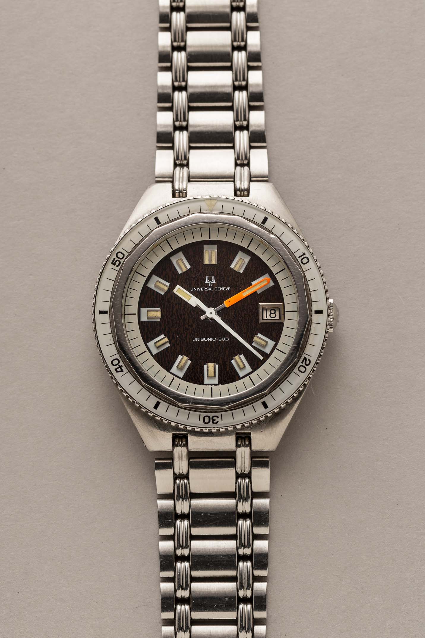 universal geneve unisonic