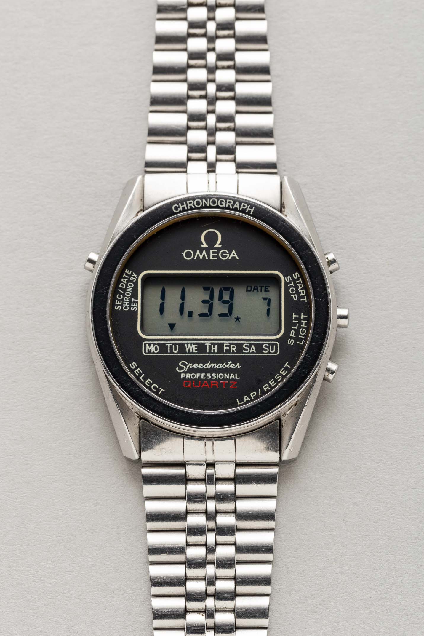 Omega Speedmaster LCD Vintage Quartz 