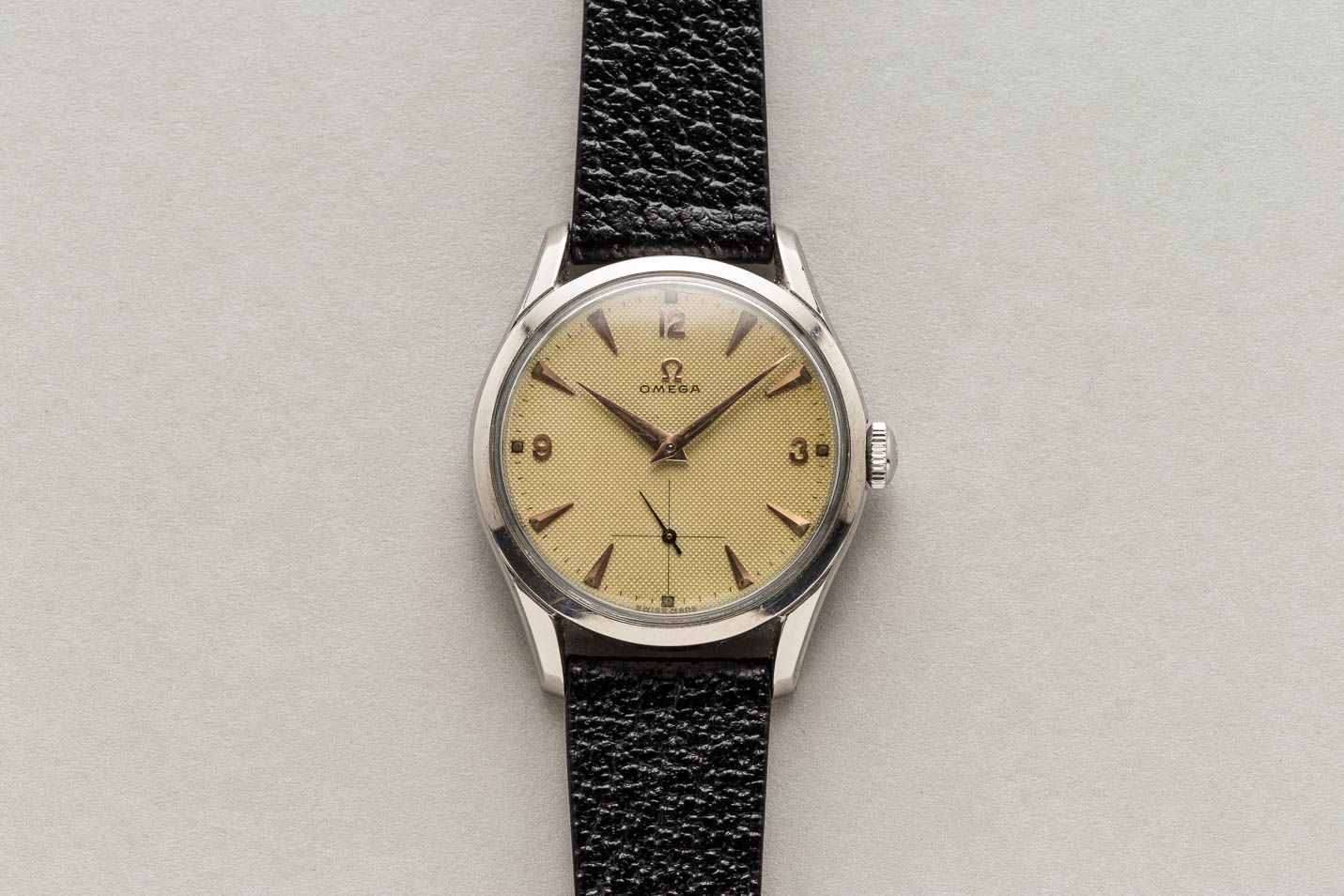 Omega Honeycomb Dial - 2639-9 - Shuck 